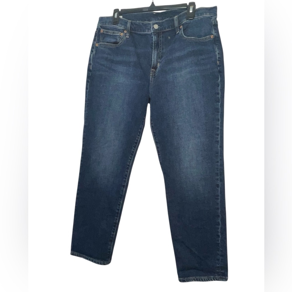Gap Girlfriend mid-rise jeans. Size 12 R (31/31) GUC - Picture 5 of 9